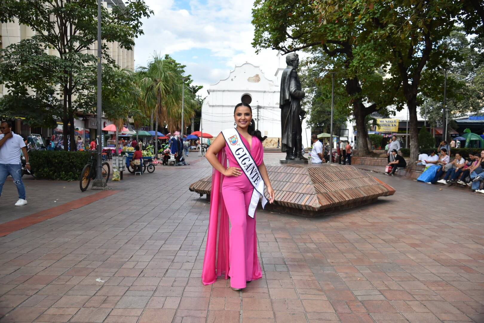 Srta. Gigante — Reina San Pedro 2026